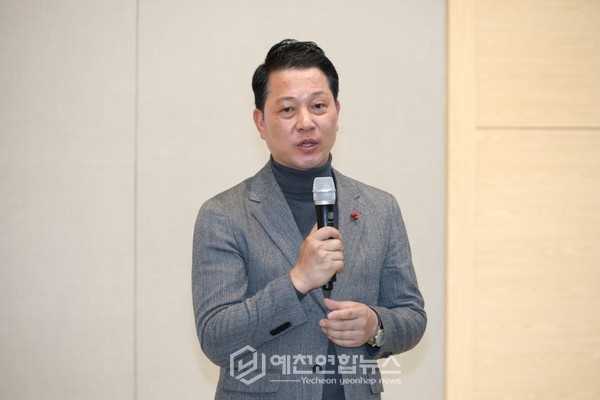 강영구 군의장