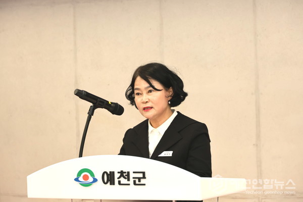 황원희 보문면장이 경과보고를 했다.